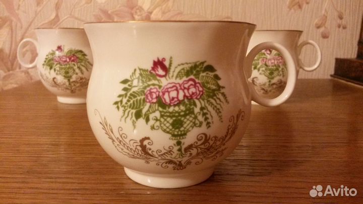 Чашки лфз 20 века и Staffordshire Англия