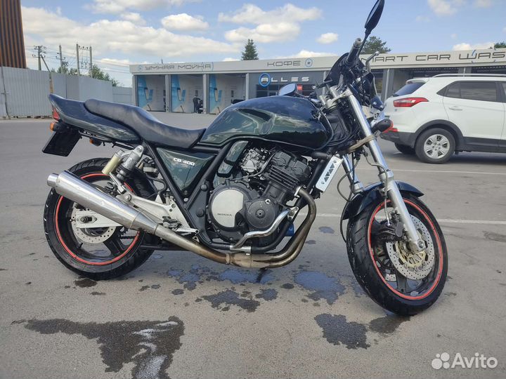 Honda cb 400
