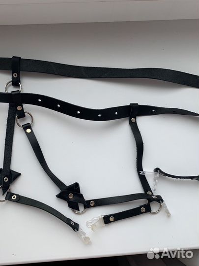 Кожаный пояс для чулок 90 см