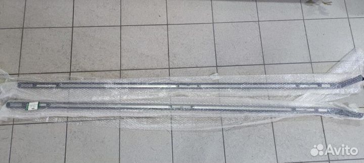 Молдинг крыши Range Rover