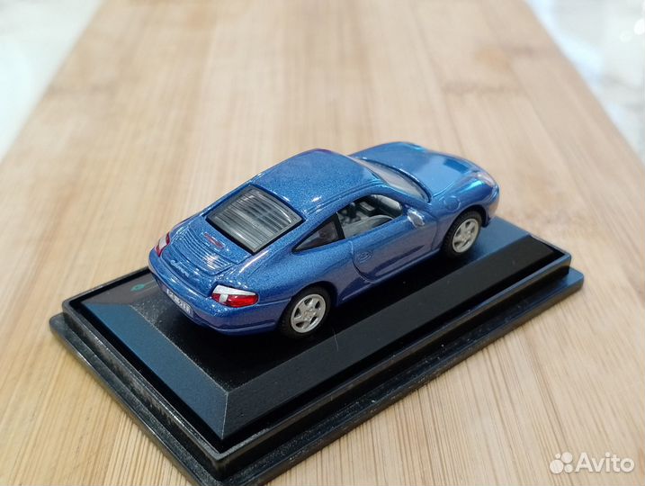 Porsche 911 Carrera