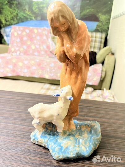 Статуэтка аленушка с козленком