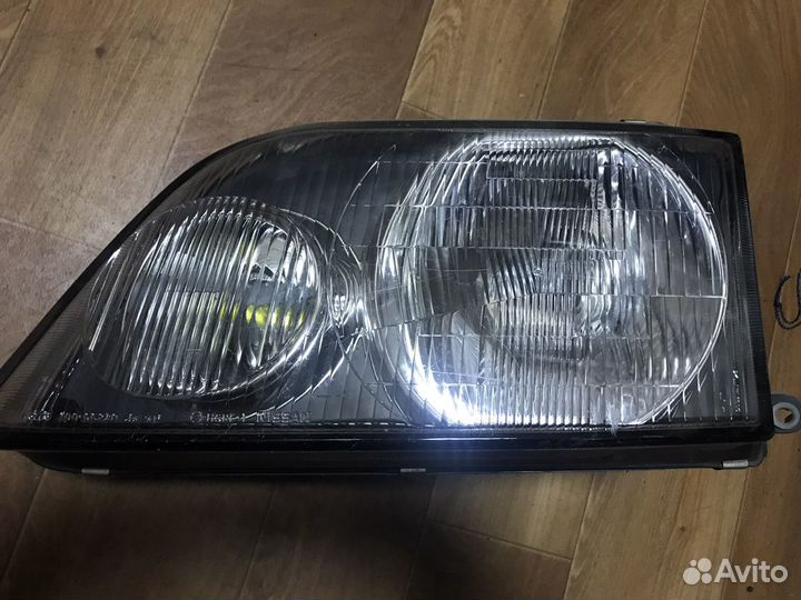 Фары левая nissan stagea 34