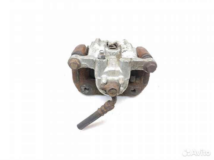 Суппорт тормозной задний правый Honda CR-V 2 рест