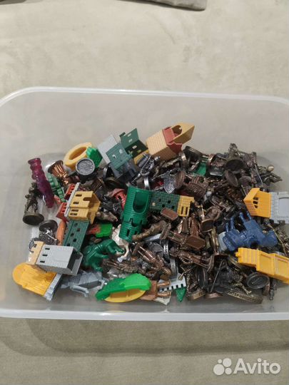 Киндер солдатики