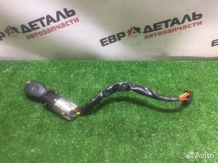 Замок зажигания Renault Sandero хетчбэк 1.6