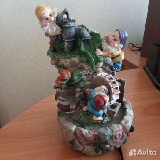 Декоративный фонтанчик для дома