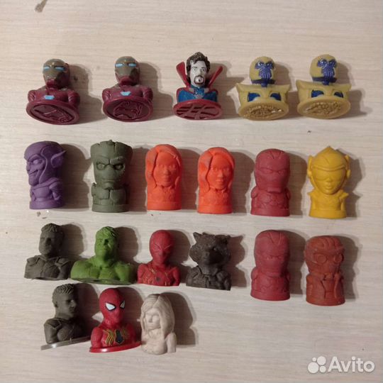 Игрушки киндер и другие марвел