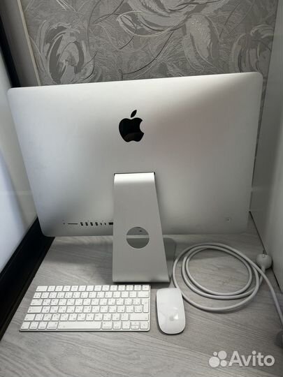 Apple iMac 21,5-дюймовый