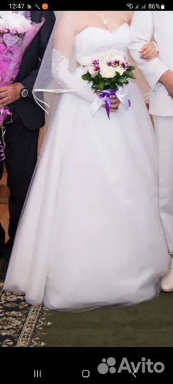 Свадебное платье