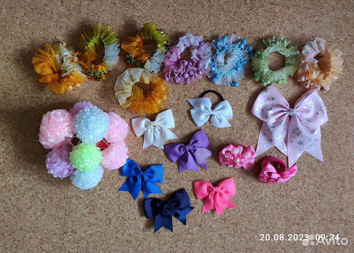 Резинка, заколки, банты для волос