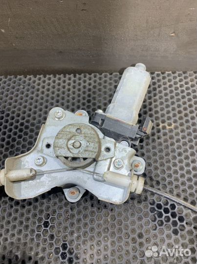 Стеклоподъемник задний левый Кайрон SsangYong Kyro