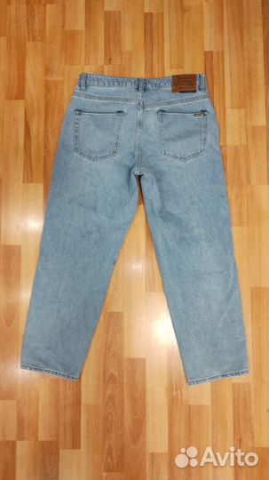 Джинсы Volcom Modown Tapered Denim