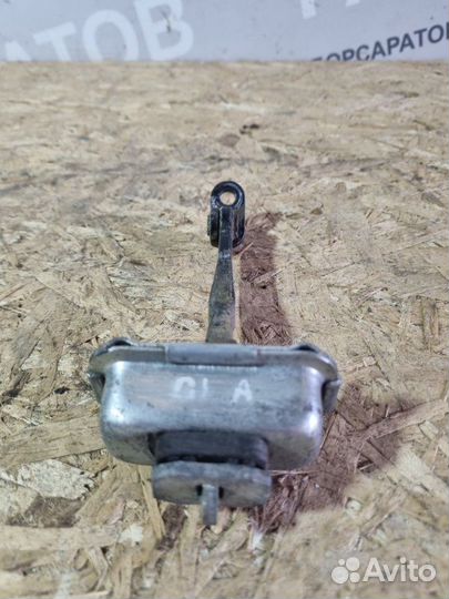 Ограничитель двери задний правый Ssangyong Action