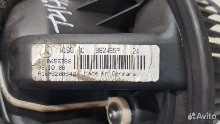 Двигатель отопителя Mercedes B W245