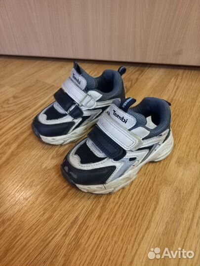 Кроссовки Tombi 23