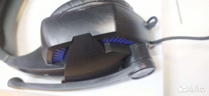 Наушники с микрофоном