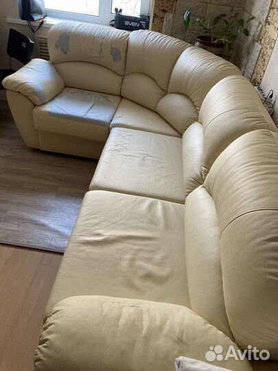 Угловой диван