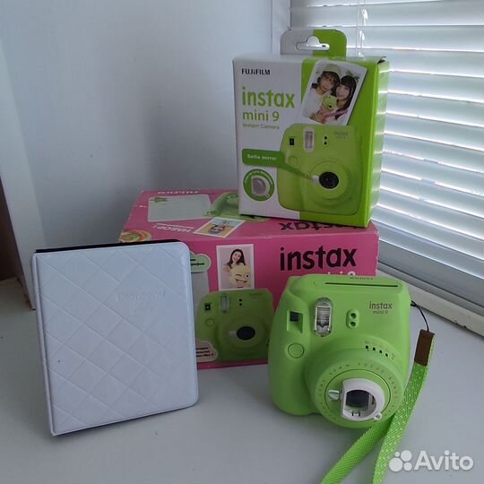 Фотоаппарат моментальной печати Instax mini 9