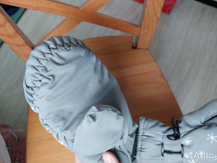 Непромокаемые варежки зимние новые 4-6 лет