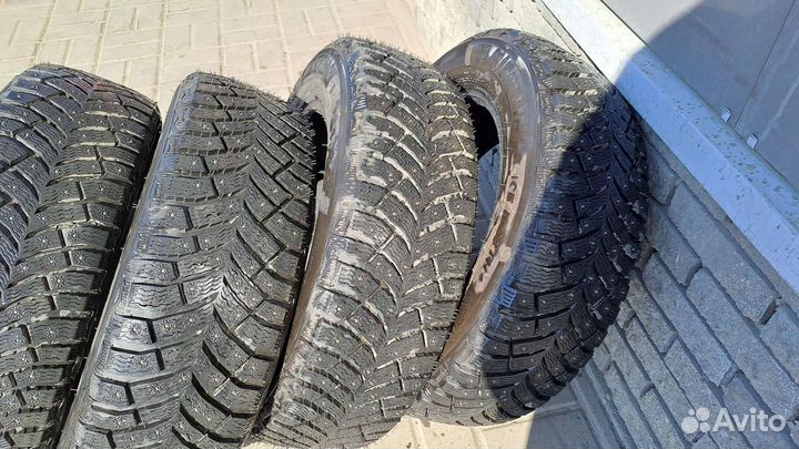 Michelin X-Ice North 4 185/65 R15 92T