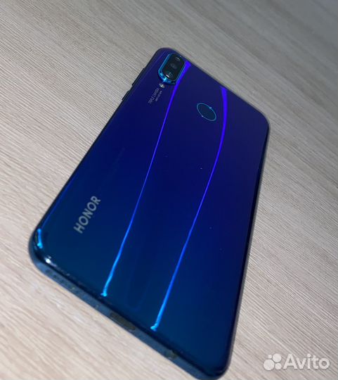 HONOR 20 Lite (RU), 4/128 ГБ