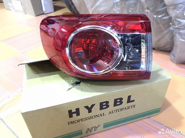 Фонарь задний toyota corolla 10-13 LH/RH