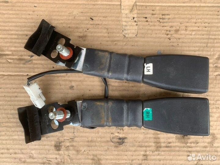 Замок ремня безопасности передний Hyundai Getz