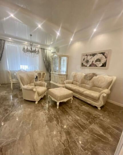 3-к. квартира, 118 м², 14/17 эт.