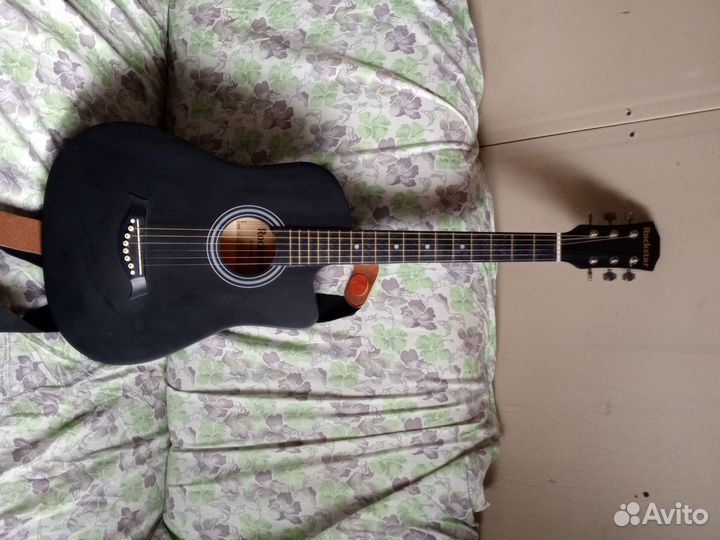 Акустическая гитара(Rockstar)