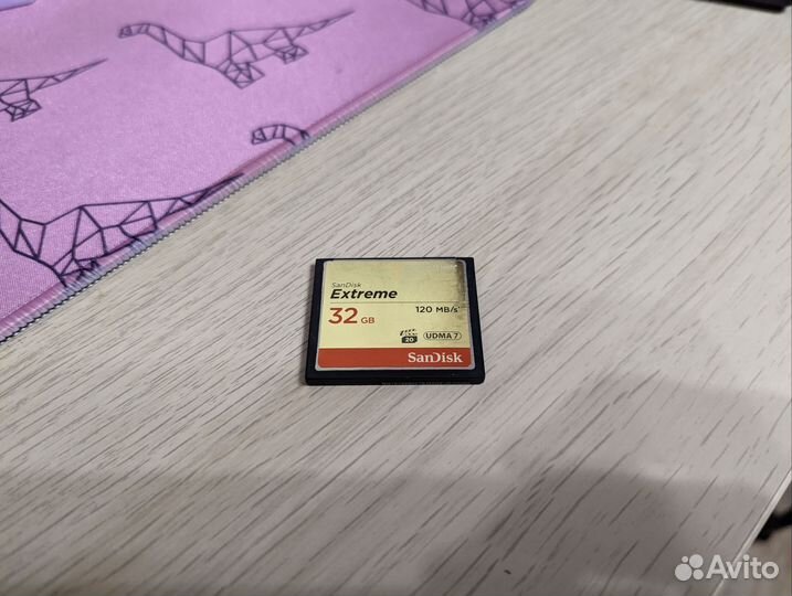 Compact flash 32 gb san disk ultra компакт флеш