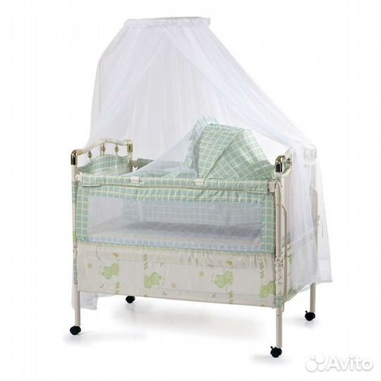 Кроватка детская металлическая