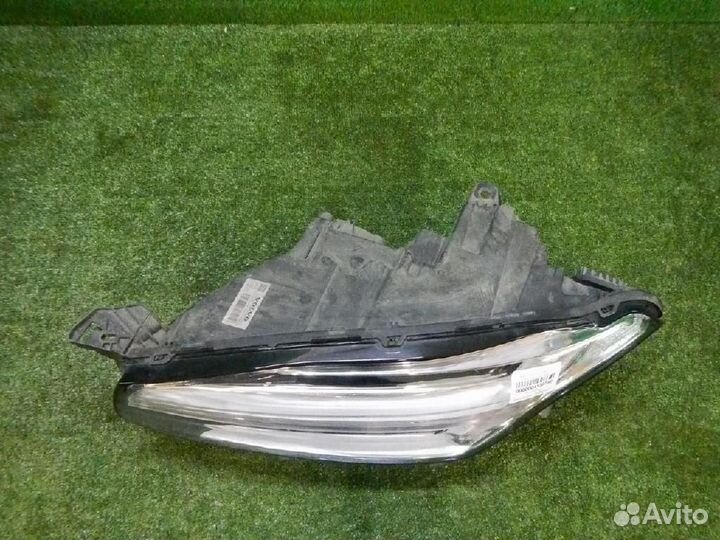 Фара левая Volvo XC90