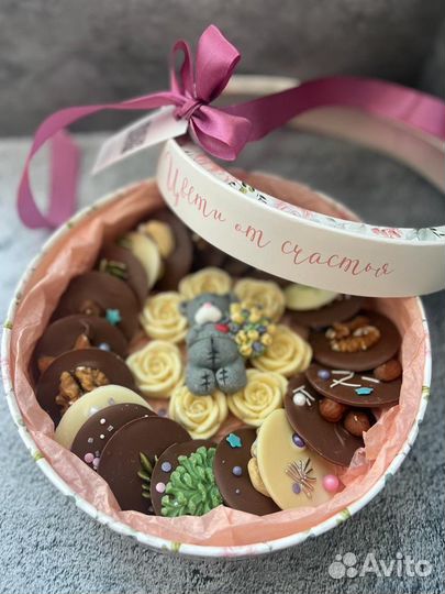 Шоколадные наборы учителям, воспитателям, врачам