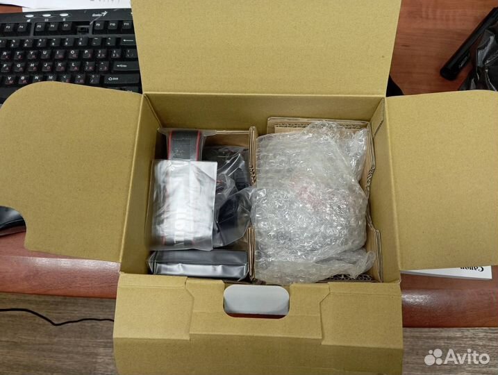 Canon EOS 250D Kit EF-S 18-55mm f/4-5.6 IS STM