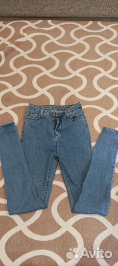 Джинсы скини