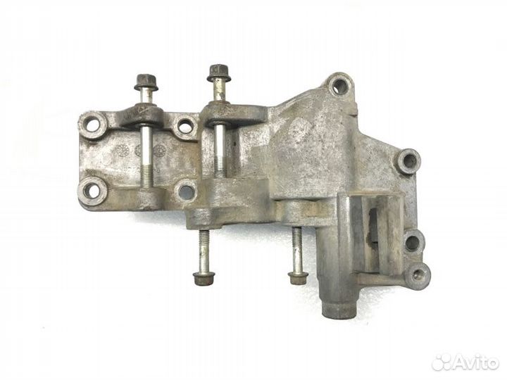 Кронштейн генератора Mitsubishi Lancer 10 хетчбек