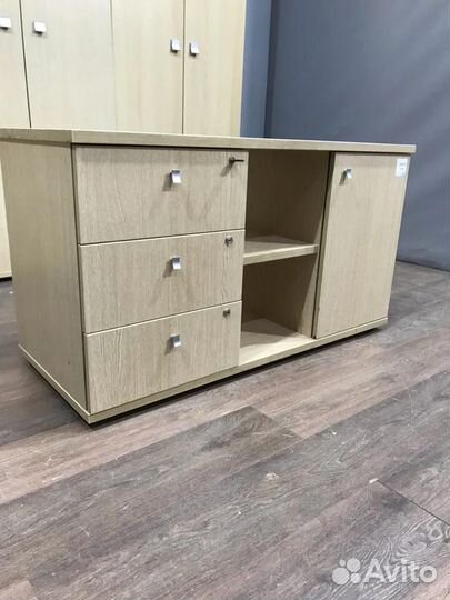 Тумба греденция