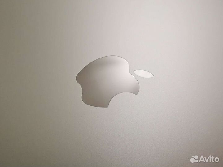 Apple MacBook Pro 16 2019 серебристый (mvvm2ru/A)