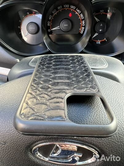 Чехол на iPhone 11 pro кожаный