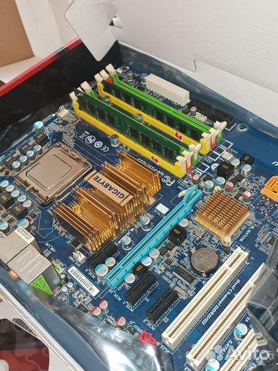 Материнская плата 775 +процессор + 4gb ram