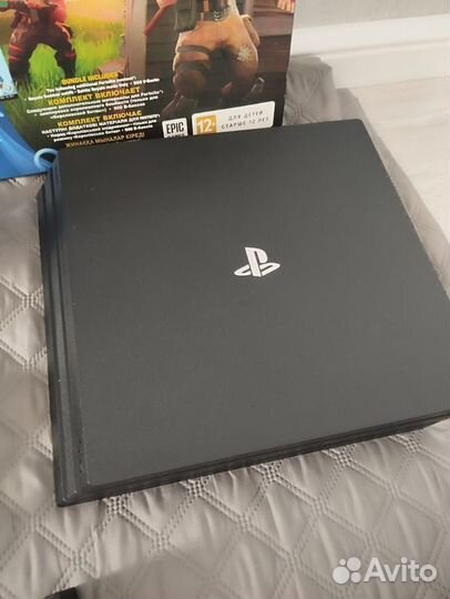 Sony PS4 pro с играми (мега комплект)