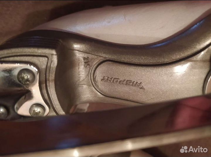 Фигурные коньки Risport rf3