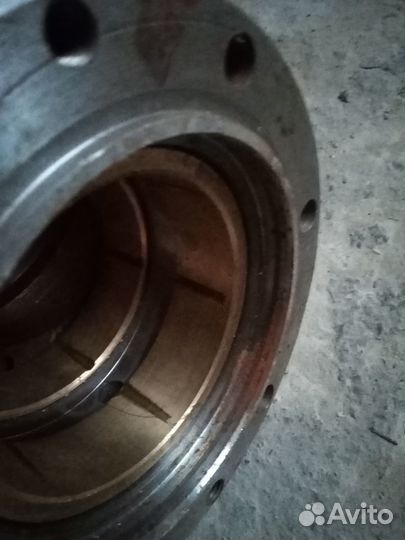 Стакан заднего моста дт75