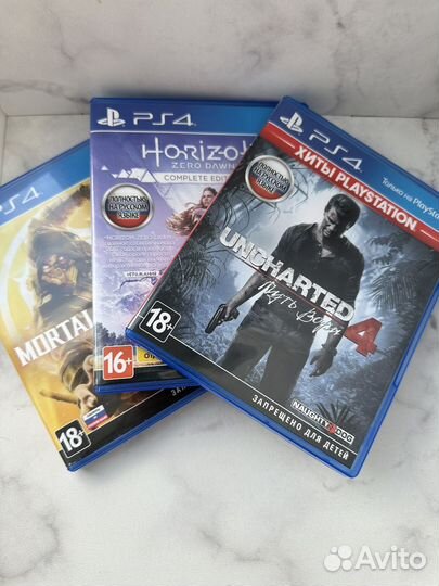 Sony PS4 pro 1tb CUH 7216B