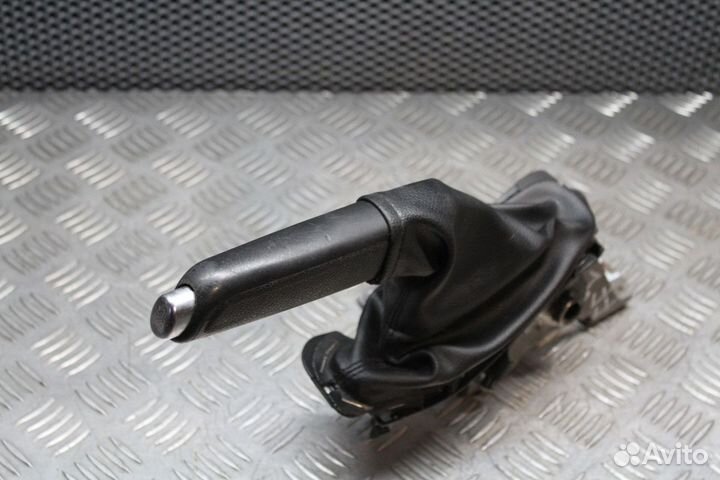 Накладка декоративная рычага ручника Ford Focus