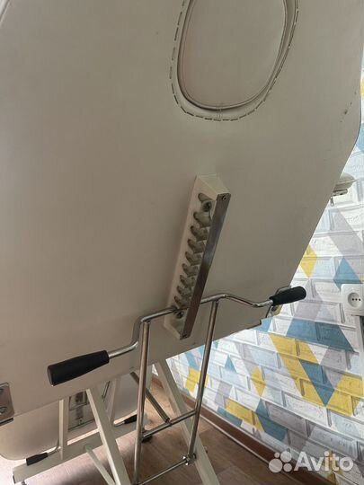 Косметологическое кресло