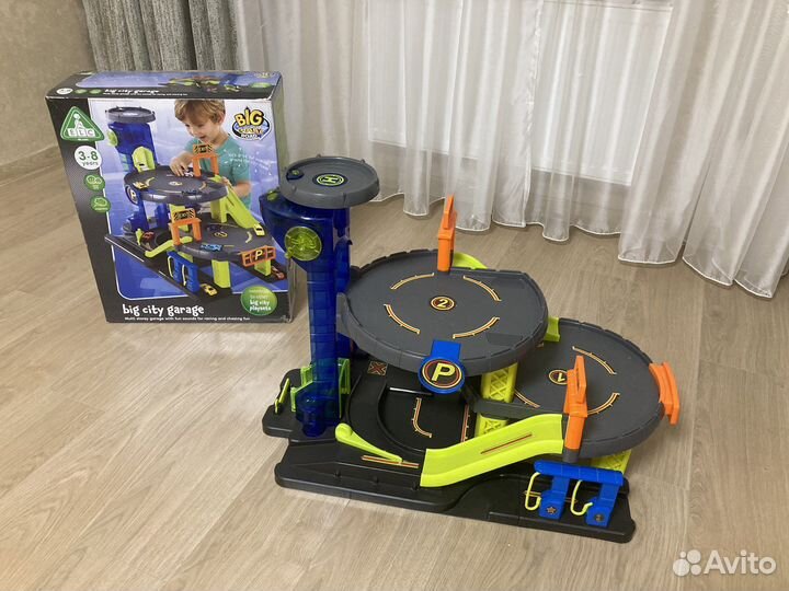 Гараж ELC (парковка)