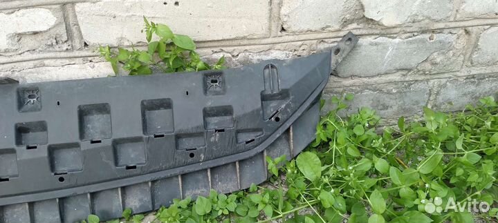 Пыльник бампера шкода