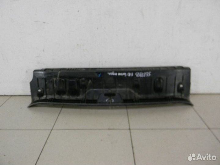 Накладка багажного отделения